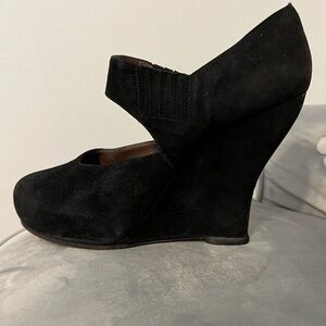 Marni Black Suede Wedge Shoes